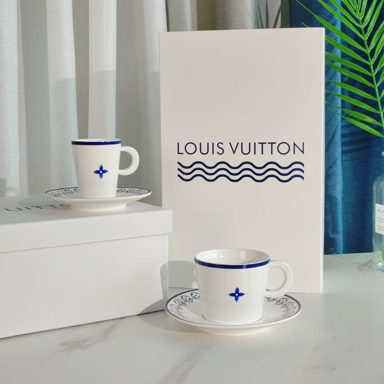 Louis Vuitton LV 1 espresso cup and 1 tea cup - Image 3 of 3